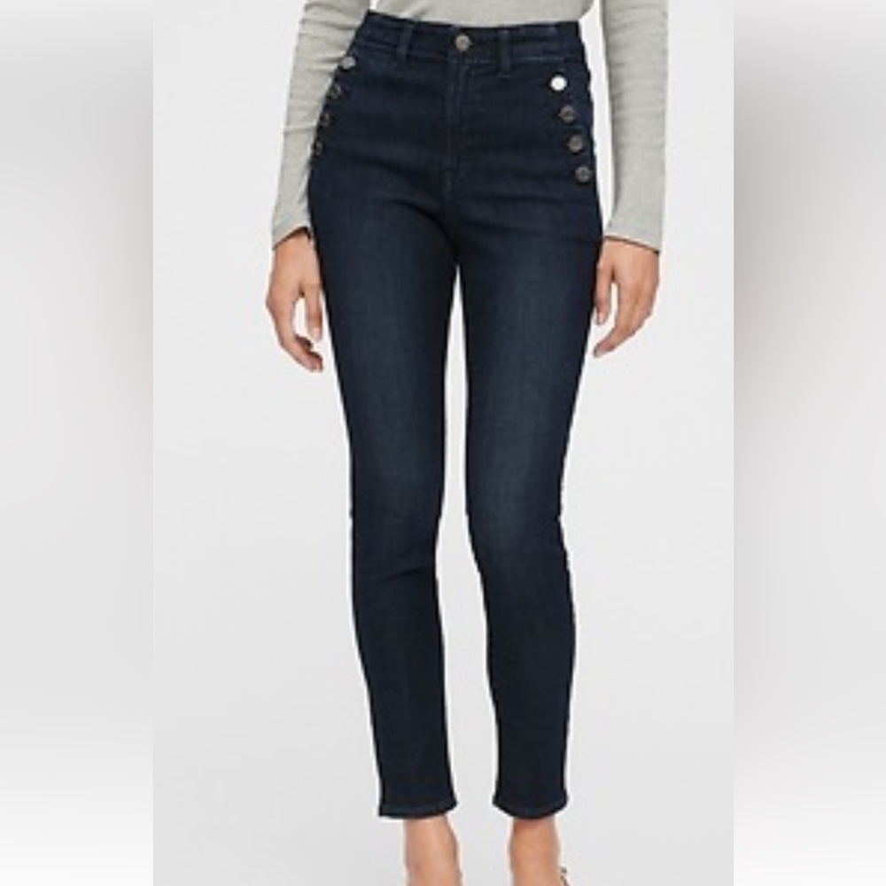 High Rise Universal Legging Jeans With Button Pockets